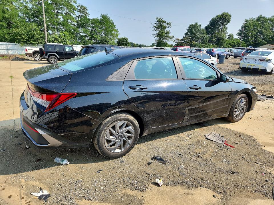 63644036 :رقم المزاد ، KMHLM4DG7RU730893 vin ، 2024 Hyundai Elantra مزاد بيع