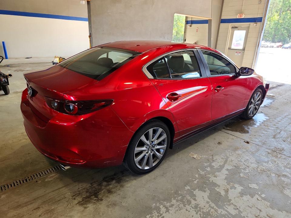2026 Mazda 3 მანქანა იყიდება აუქციონზე, vin: JM1BPACL1T1867633, აუქციონის ნომერი: 65476216