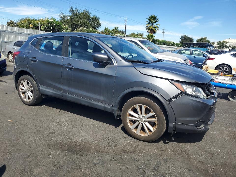 Продаж на аукціоні авто 2018 Nissan Rogue Sport, vin: JN1BJ1CP9JW196168, номер лоту: 65885946