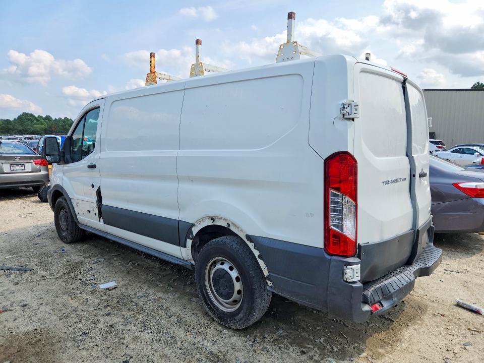 68655346 :رقم المزاد ، 1FTNE1YM5FKA81207 vin ، 2015 Ford Transit مزاد بيع