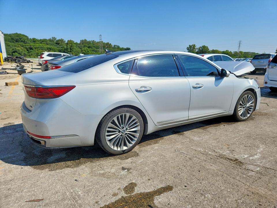66654456 :رقم المزاد ، KNALC4J11J5098539 vin ، 2018 Kia Cadenza مزاد بيع