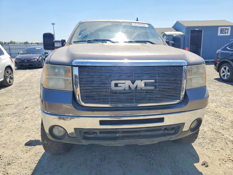 Продажа на аукционе авто 2007 Gmc Sierra, vin: 1GTHK23KX7F506433, номер лота: 64108436