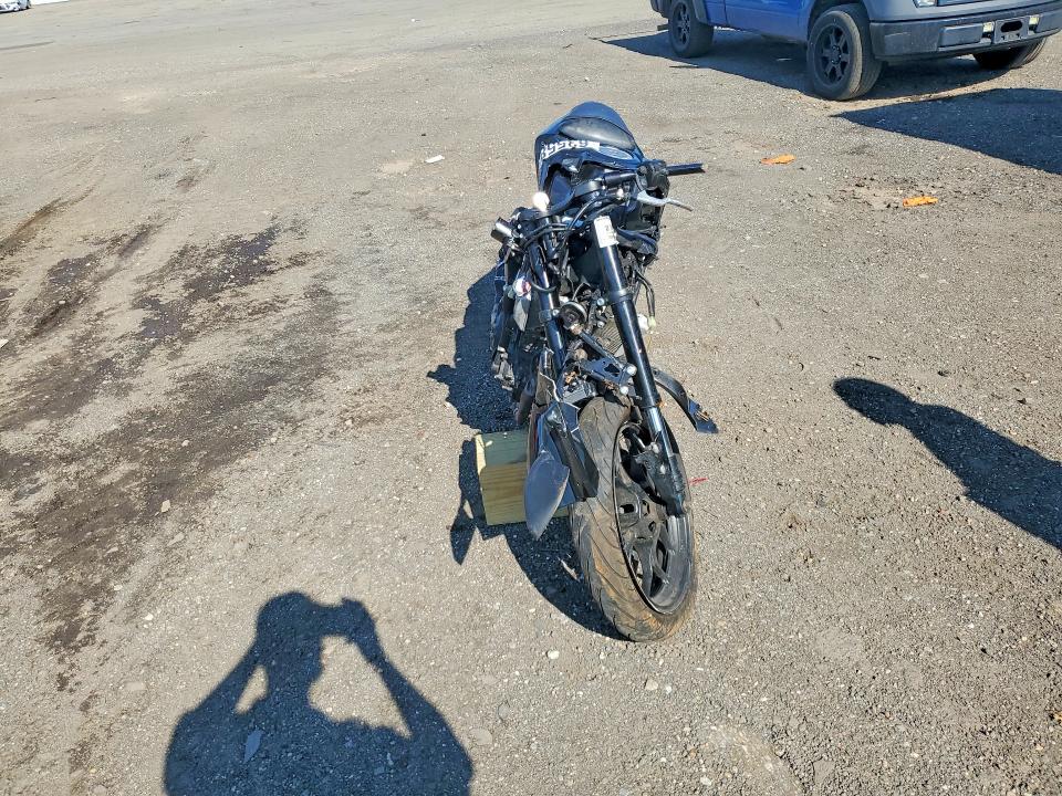 2020 Yamaha Yzfr3 მანქანა იყიდება აუქციონზე, vin: MH3RH18Y8LK004081, აუქციონის ნომერი: 63558876