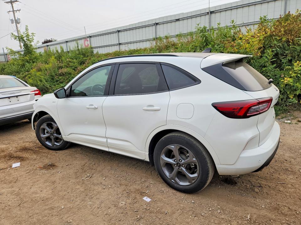64921476 :رقم المزاد ، 1FMCU9MN9PUA07605 vin ، 2023 Ford Escape مزاد بيع