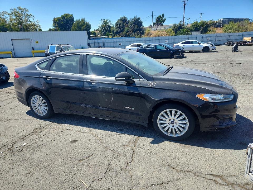 64857966 :رقم المزاد ، 3FA6P0LU7DR243305 vin ، 2013 Ford Fusion مزاد بيع