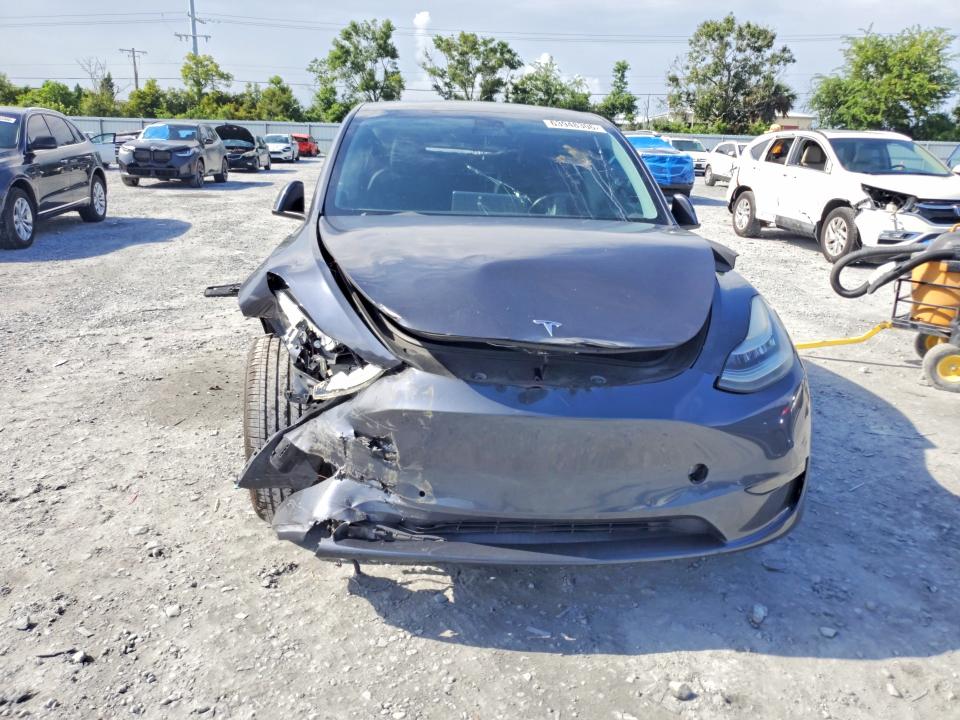 Продажа на аукционе авто 2020 Tesla Model Y, vin: 5YJYGDEE4LF047032, номер лота: 63948306