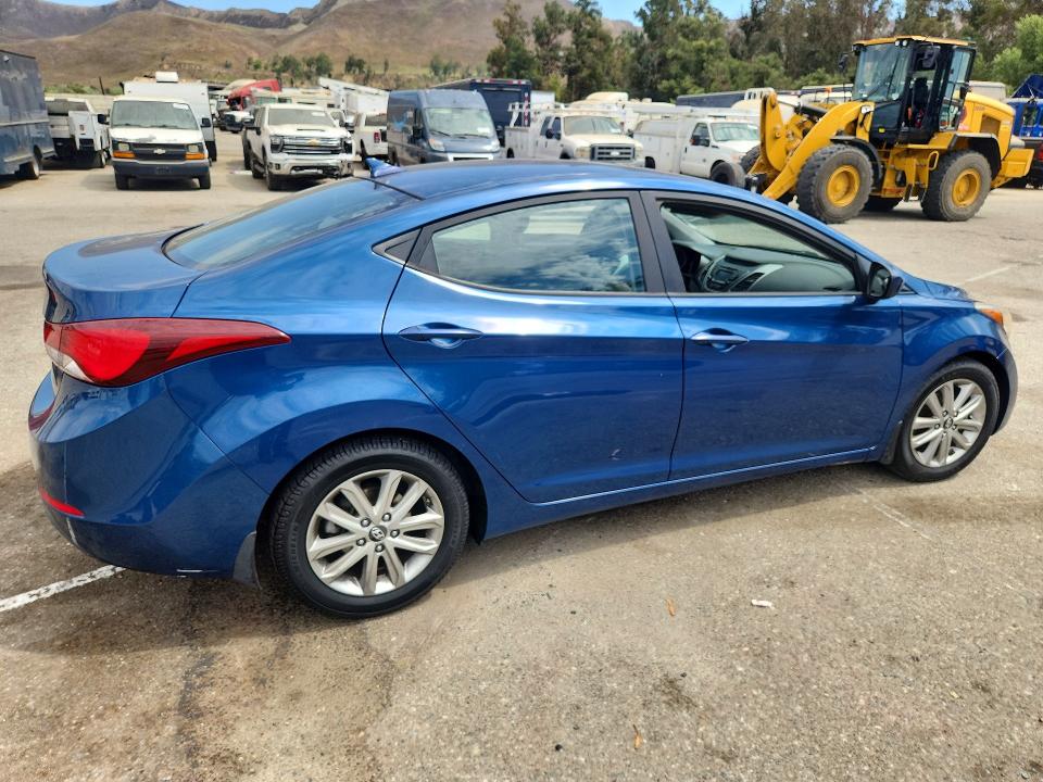 2015 Hyundai Elantra მანქანა იყიდება აუქციონზე, vin: KMHDH4AE7FU303754, აუქციონის ნომერი: 64645726