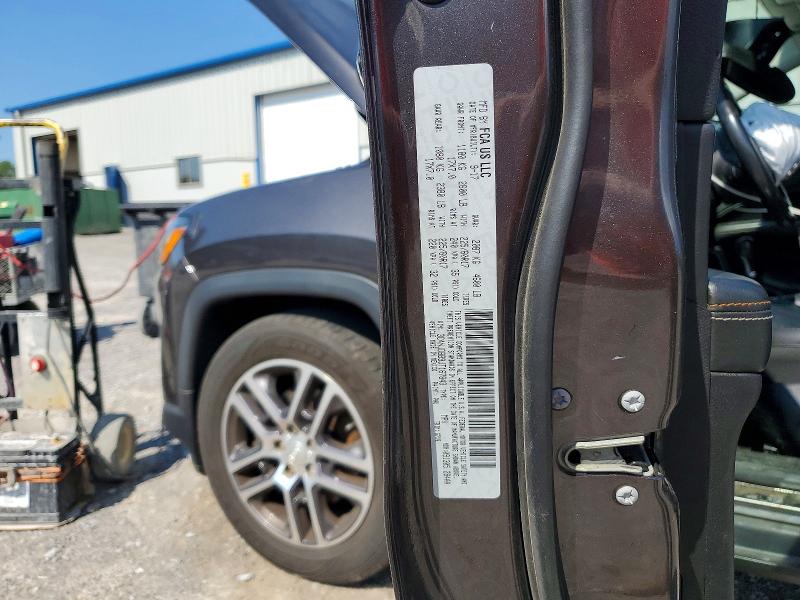 63827396 :رقم المزاد ، 3C4NJDBB9JT167843 vin ، 2018 Jeep Compass مزاد بيع