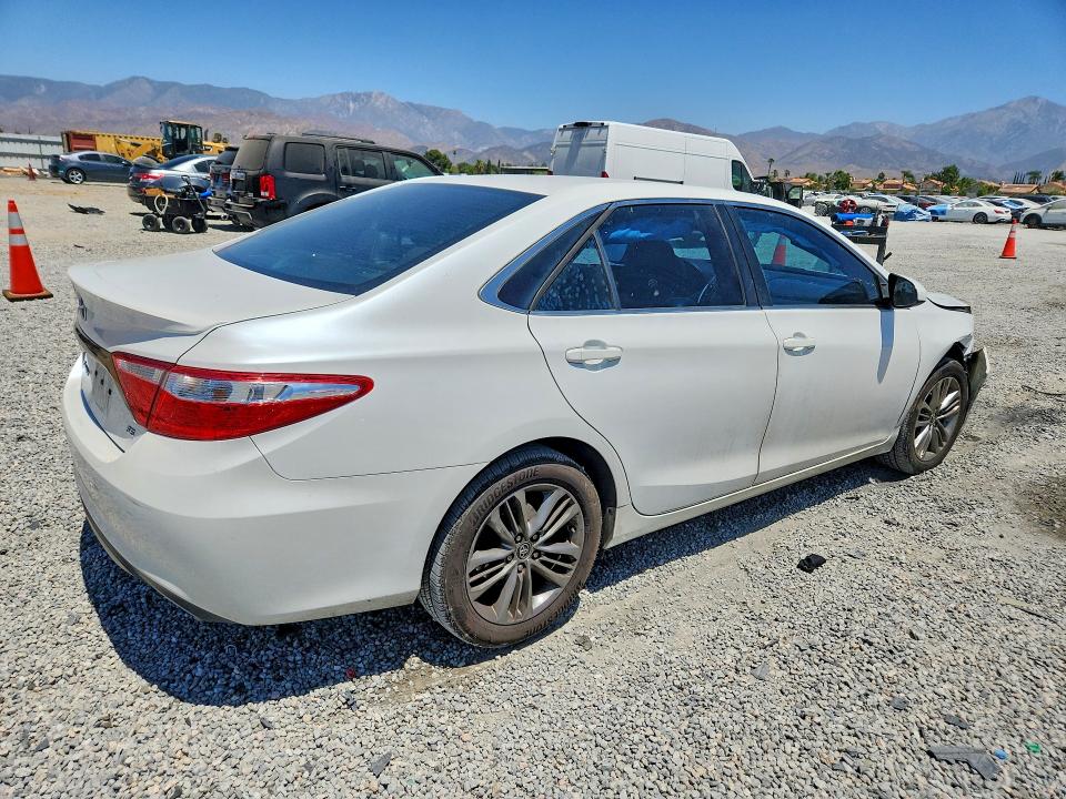 Aukcja sprzedaży 2016 Toyota Camry, vin: 4T1BF1FK7GU169386, numer aukcji: 63941256