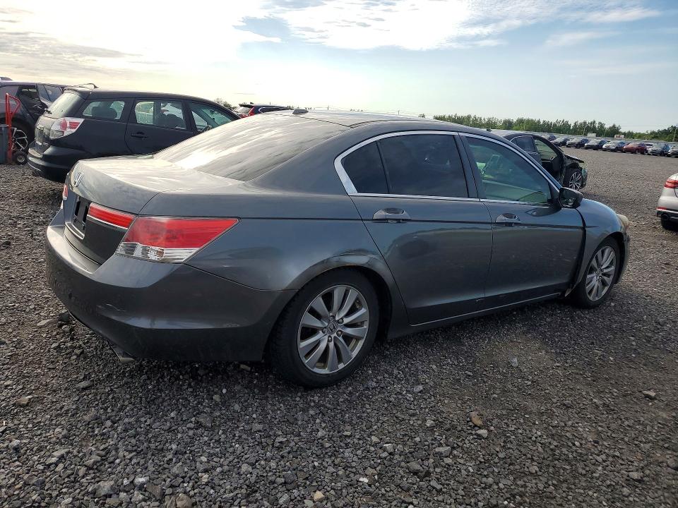 64898806 :رقم المزاد ، 1HGCP2F74BA803613 vin ، 2011 Honda Accord مزاد بيع