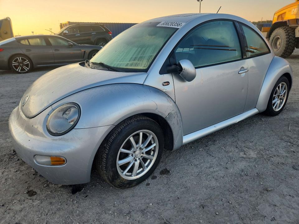 65620356 :رقم المزاد ، 3VWCB21C42M451537 vin ، 2002 Volkswagen New Beetle مزاد بيع
