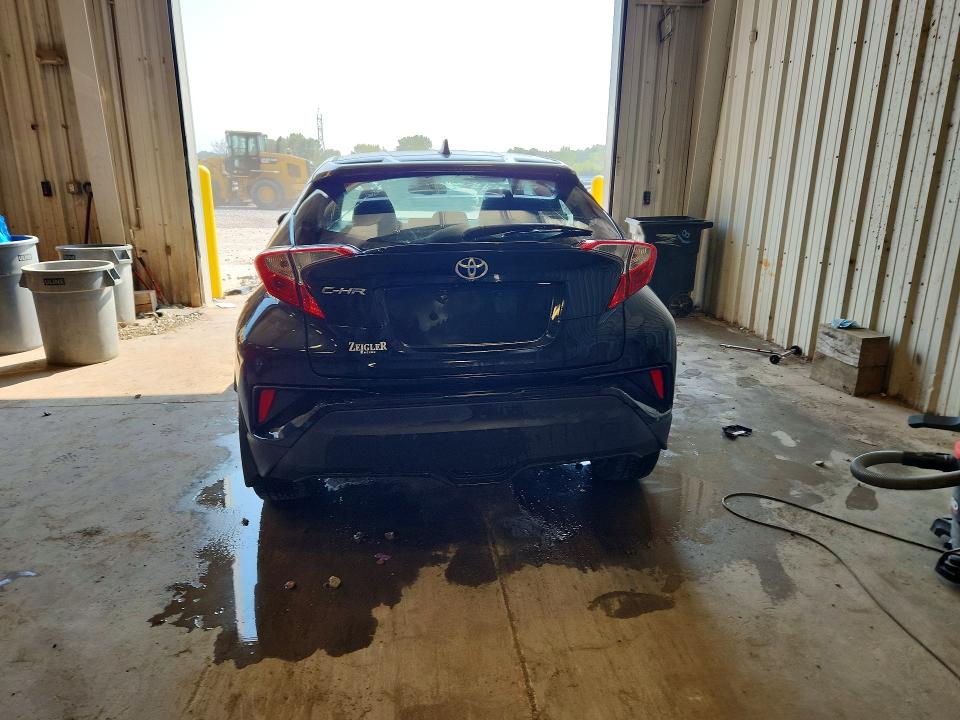 Продажа на аукционе авто 2018 Toyota C-hr, vin: NMTKHMBX1JR035954, номер лота: 65699036