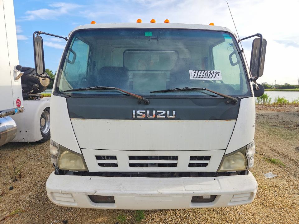 60992636 :رقم المزاد ، JALC4B16077005196 vin ، 2007 Isuzu Npr مزاد بيع