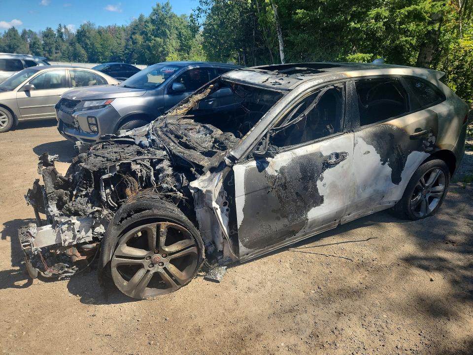 Продажа на аукционе авто 2017 Jaguar F-pace, vin: SADCL2BN3HA087394, номер лота: 65440546