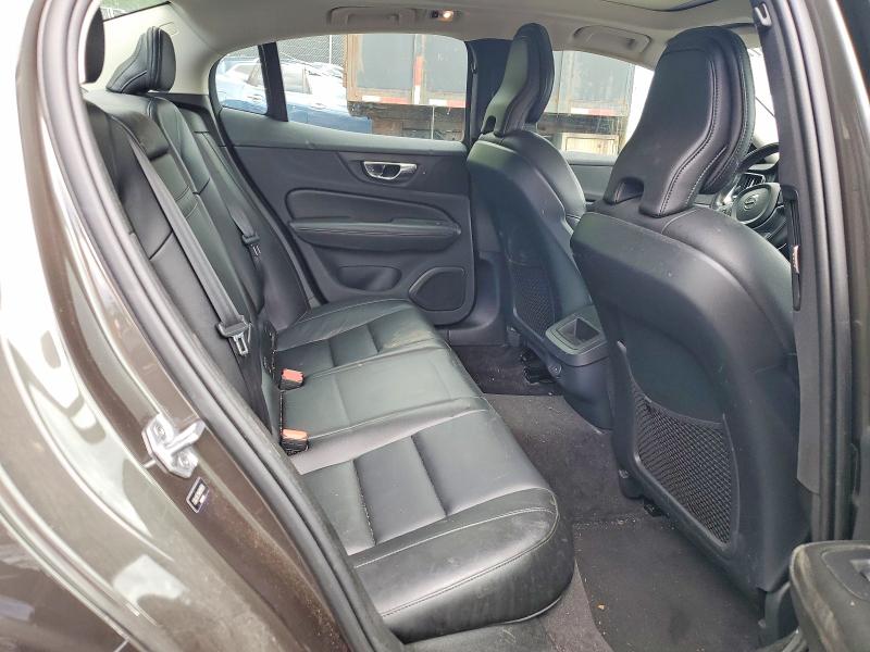 2022 Volvo S60 მანქანა იყიდება აუქციონზე, vin: 7JRL12FZXNG161659, აუქციონის ნომერი: 63674726