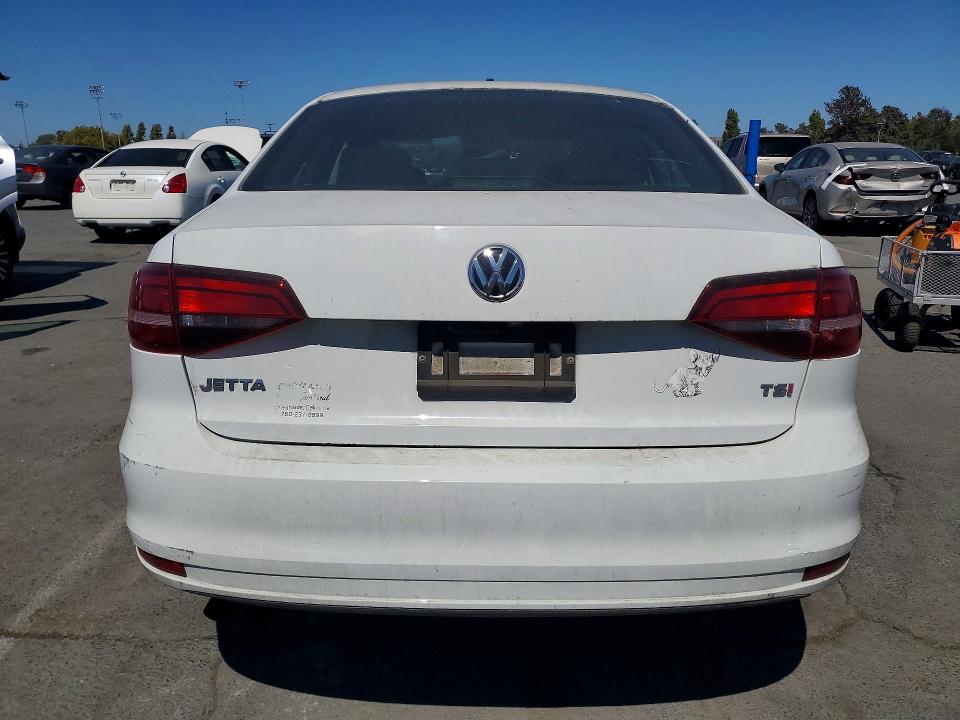 Aukcja sprzedaży 2018 Volkswagen Jetta, vin: 3VW2B7AJ8JM237950, numer aukcji: 63730326