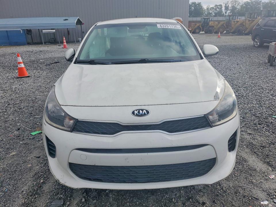 63201736 :رقم المزاد ، 3KPA24AB1JE050047 vin ، 2018 Kia Rio مزاد بيع