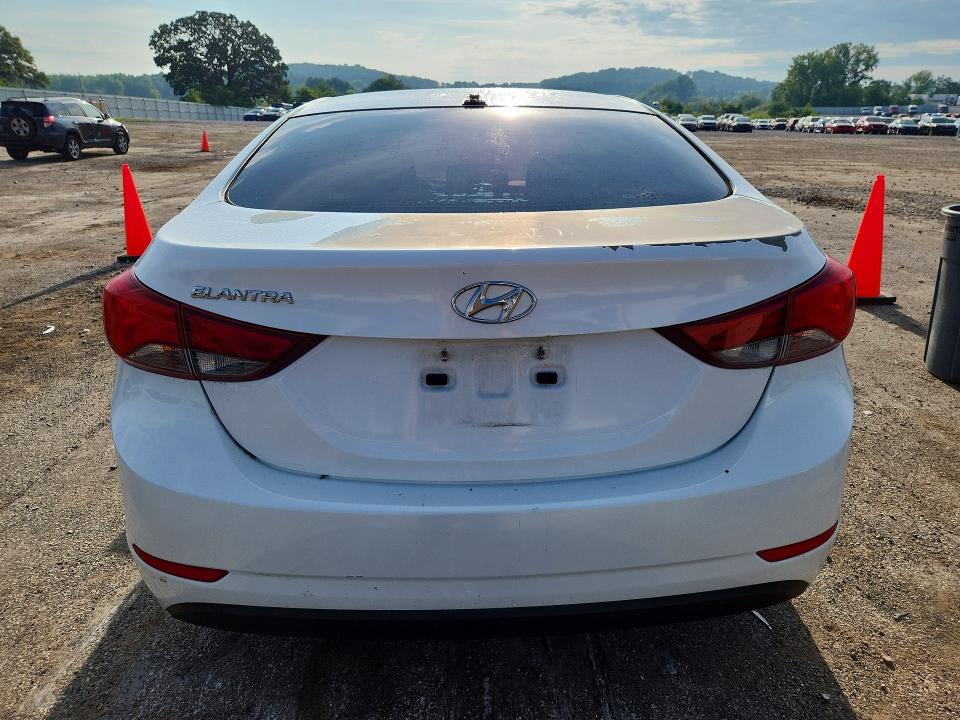 Продажа на аукционе авто 2016 Hyundai Elantra, vin: 5NPDH4AE3GH739291, номер лота: 63940556