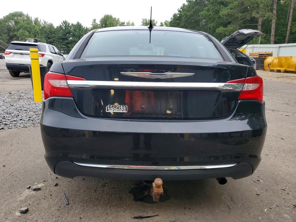 Auction sale of the 2012 Chrysler 200, vin: 1C3CCBCB2CN288869, lot number: 65803396