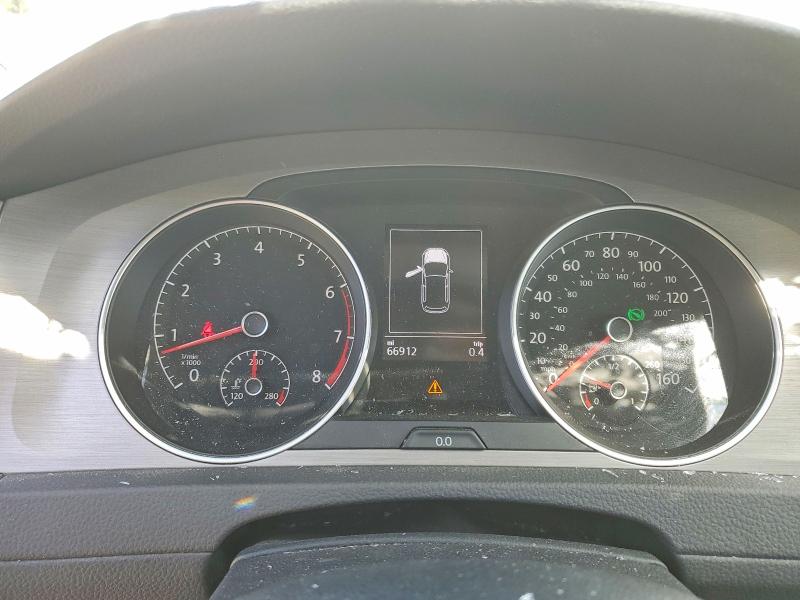 2017 Volkswagen Golf მანქანა იყიდება აუქციონზე, vin: 3VW217AUXHM006829, აუქციონის ნომერი: 64778296