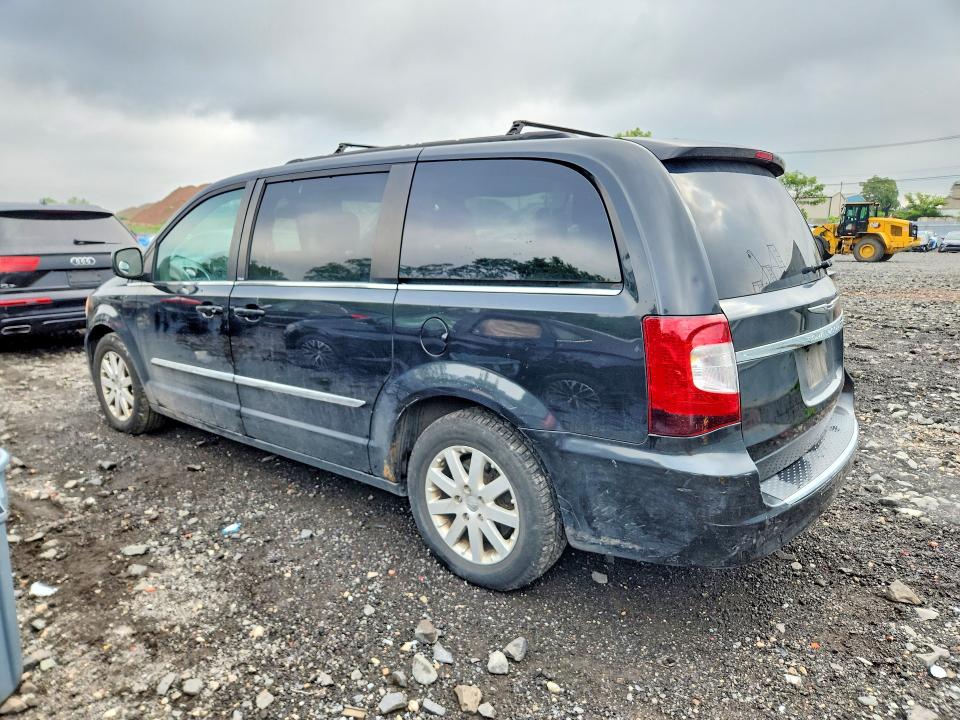 63235796 :رقم المزاد ، 2C4RC1BG1DR682591 vin ، 2013 Chrysler Town & Country مزاد بيع