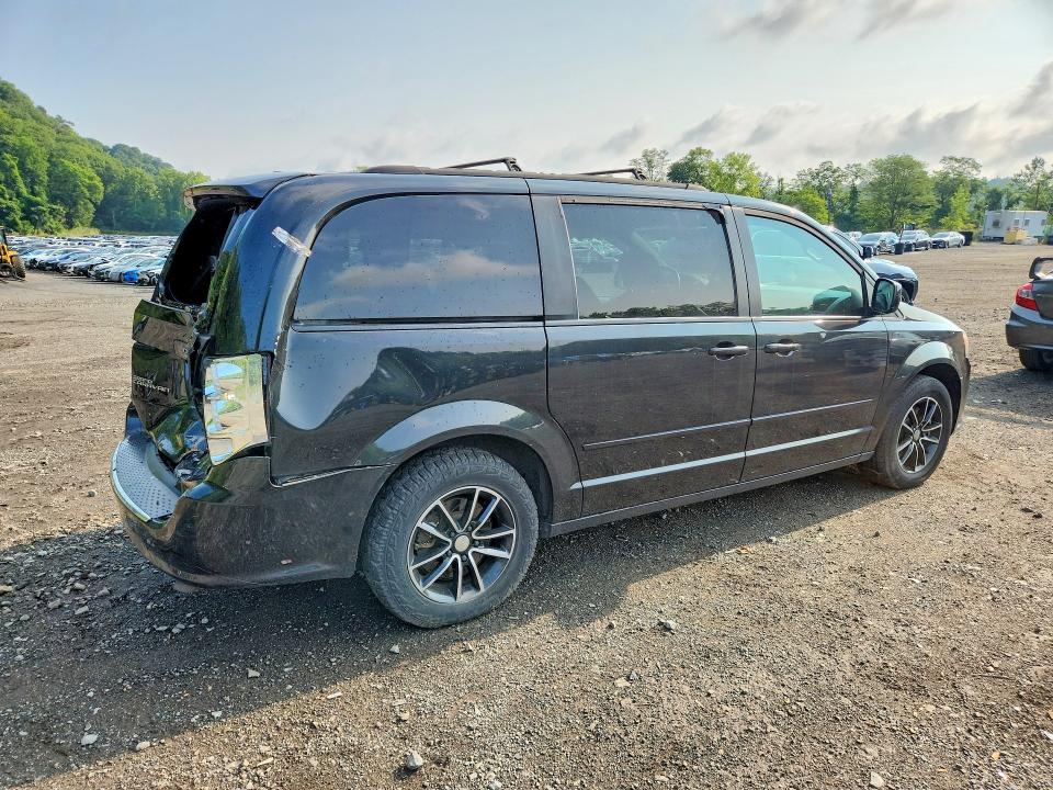 Auction sale of the 2015 Dodge Grand Caravan, vin: 2C4RDGEG7FR549946, lot number: 64948276