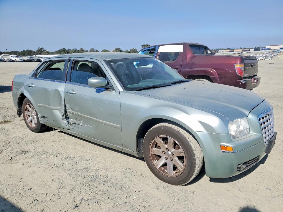 63701946 :رقم المزاد ، 2C3KA53GX6H388164 vin ، 2006 Chrysler 300 مزاد بيع