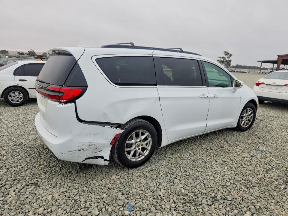 Продажа на аукционе авто 2022 Chrysler 200 Limited 4dr, vin: 2C4RC1BG0NR126029, номер лота: 64660556