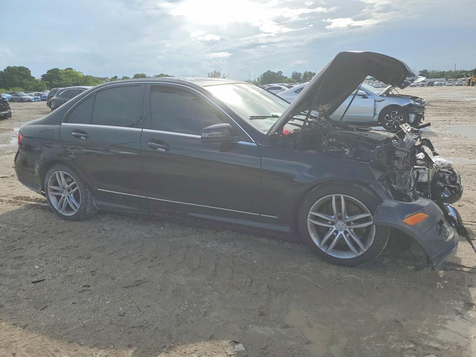Продаж на аукціоні авто 2013 Mercedes-benz C, vin: WDDGF8AB5DR283661, номер лоту: 66724436