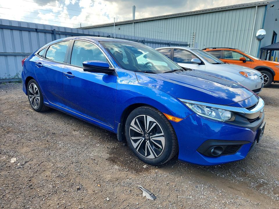 Aukcja sprzedaży 2018 Honda Civic, vin: 2HGFC1F44JH107374, numer aukcji: 64724846