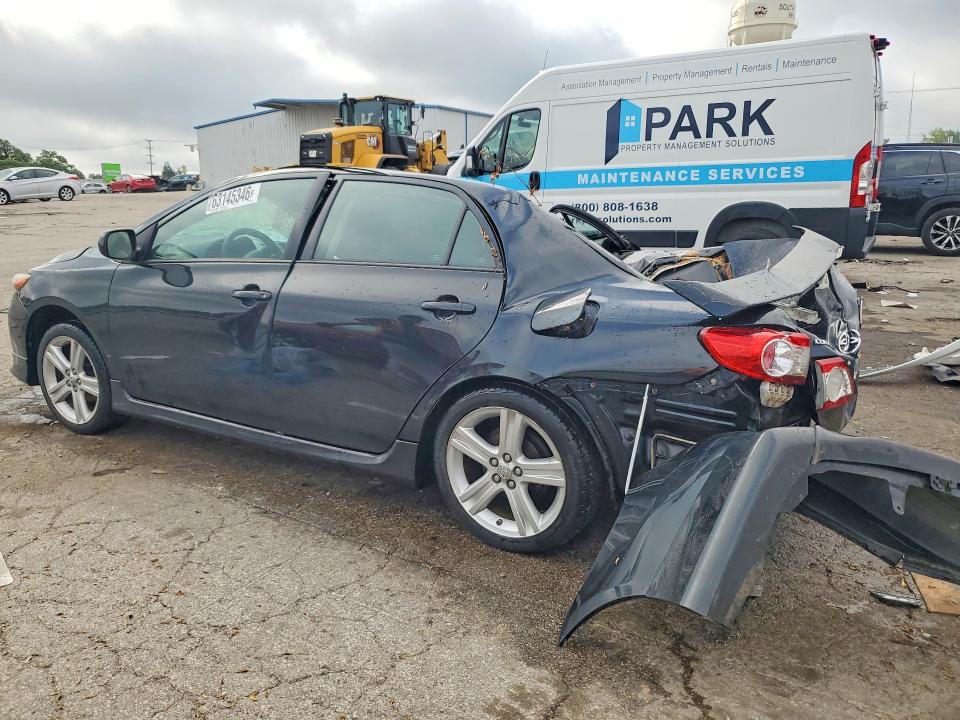 2013 Toyota Corolla მანქანა იყიდება აუქციონზე, vin: 5YFBU4EE2DP166900, აუქციონის ნომერი: 63145346