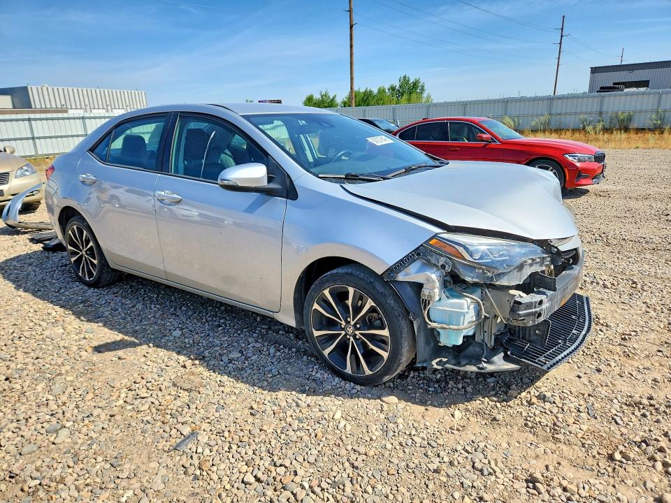 63937646 :رقم المزاد ، 2T1BURHE6HC747007 vin ، 2017 Toyota Corolla مزاد بيع