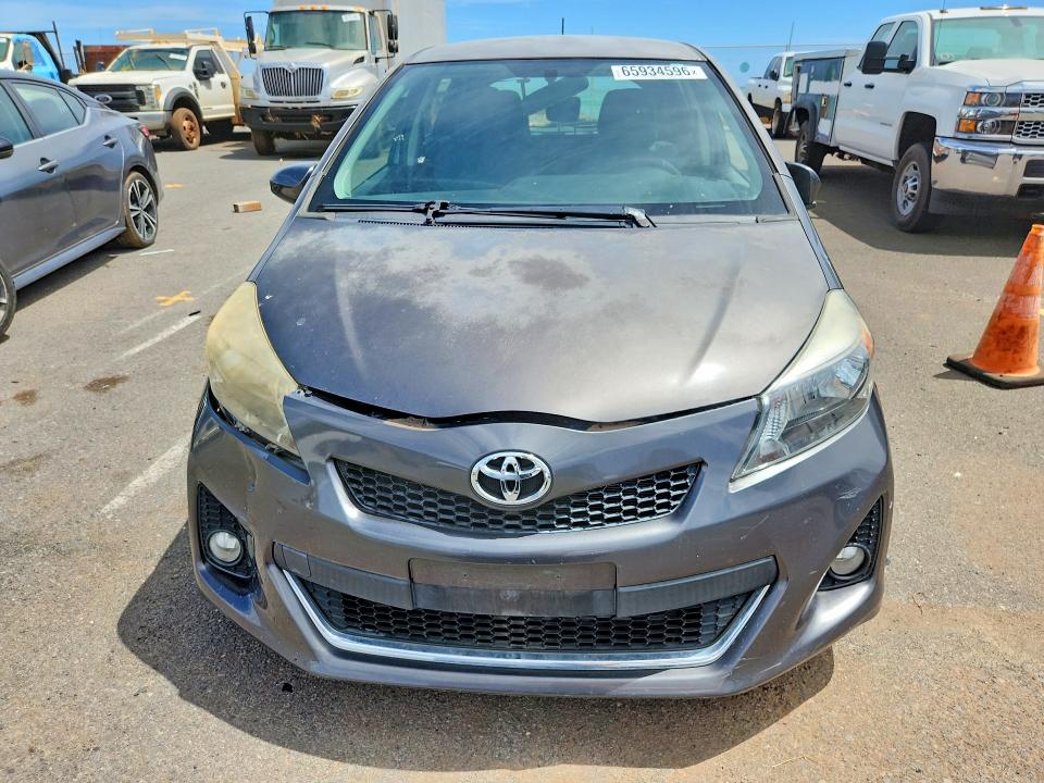 65934596 :رقم المزاد ، JTDKTUD36CD535729 vin ، 2012 Toyota Yaris مزاد بيع