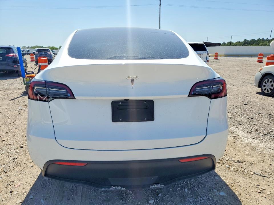 2024 Tesla Model Y მანქანა იყიდება აუქციონზე, vin: 7SAYGDED9RA307487, აუქციონის ნომერი: 65405806