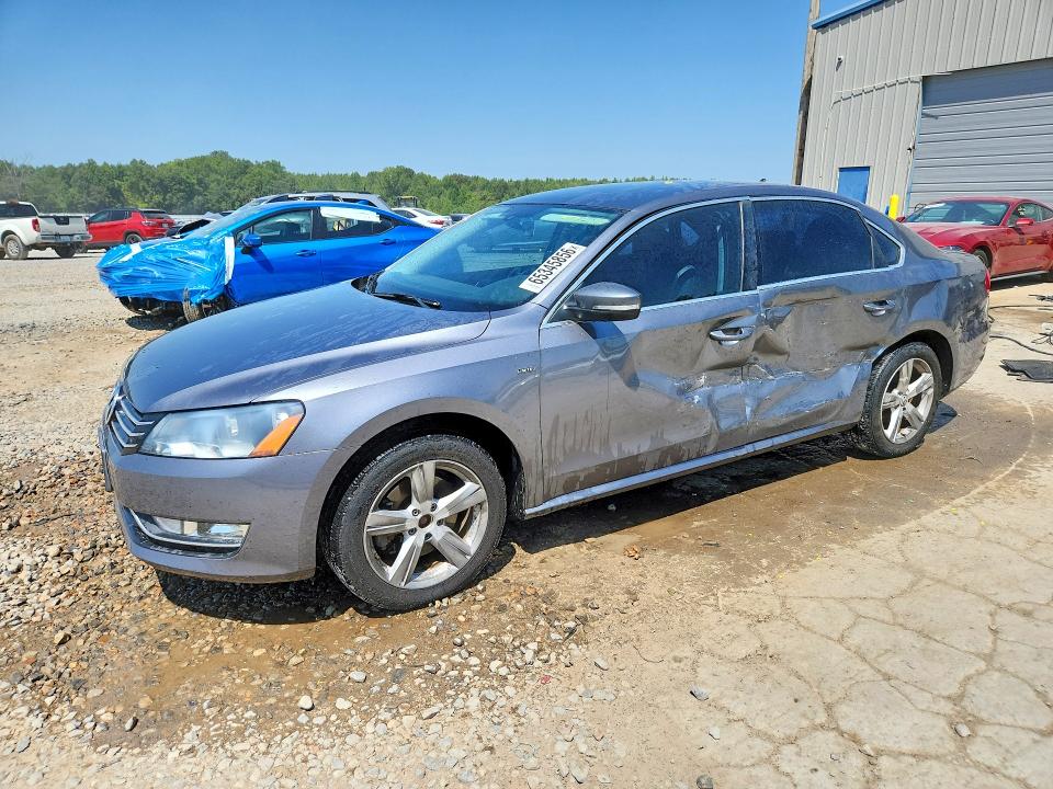 2015 Volkswagen Passat მანქანა იყიდება აუქციონზე, vin: 1VWAT7A32FC120383, აუქციონის ნომერი: 65345856