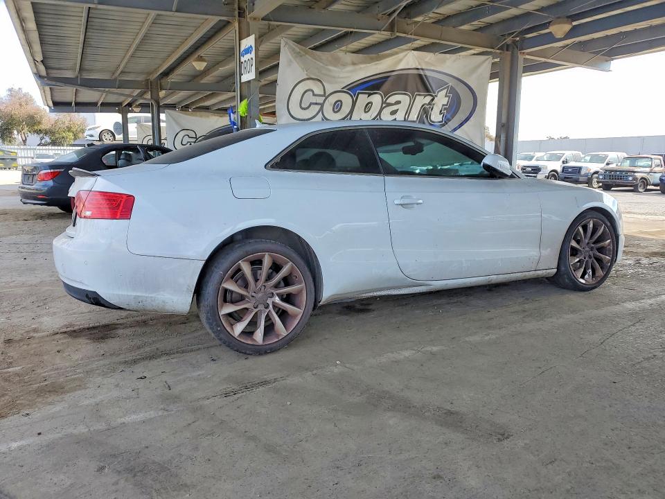 66097846 :رقم المزاد ، WAULFAFR0DA026120 vin ، 2013 Audi A5 مزاد بيع