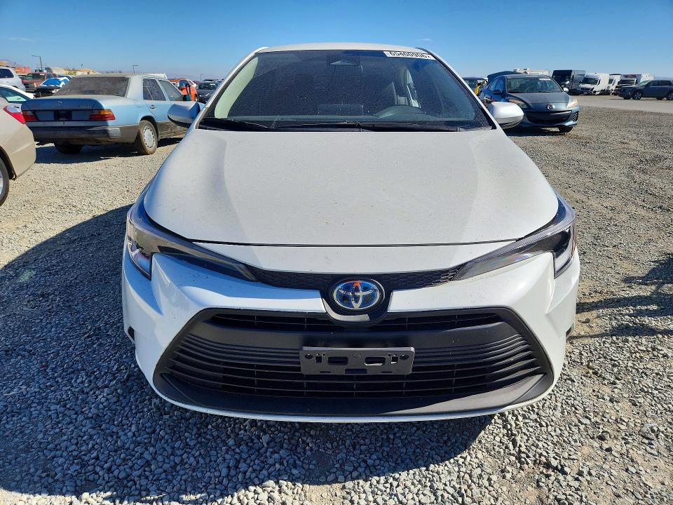 2025 Toyota Corolla Hybrid მანქანა იყიდება აუქციონზე, vin: JTDBCMFE4S3106317, აუქციონის ნომერი: 65400906