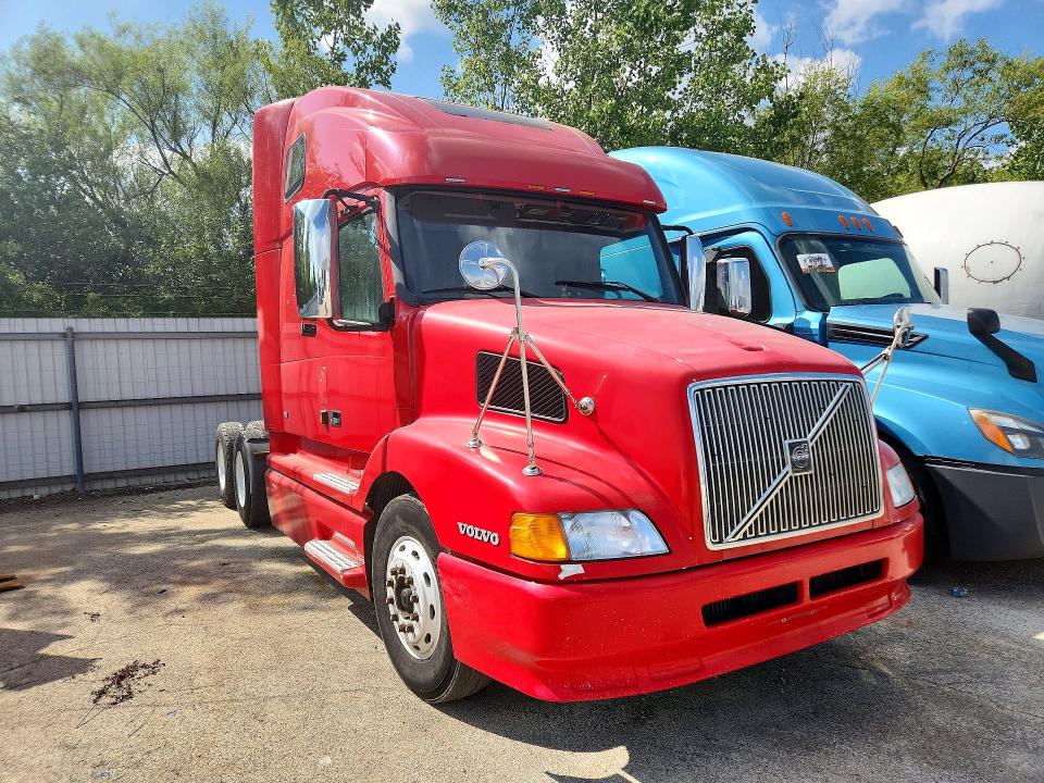 Aukcja sprzedaży 2000 Volvo Vnl, vin: 4V4ND1JH9YN249016, numer aukcji: 66760766