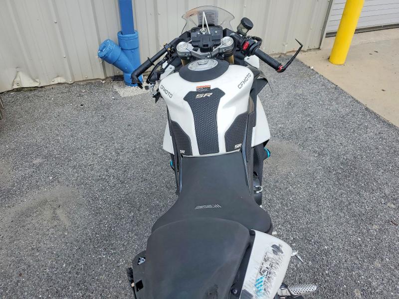 64083126 :رقم المزاد ، LCEPESLA9R6021374 vin ، 2024 Cf Moto 450ss مزاد بيع