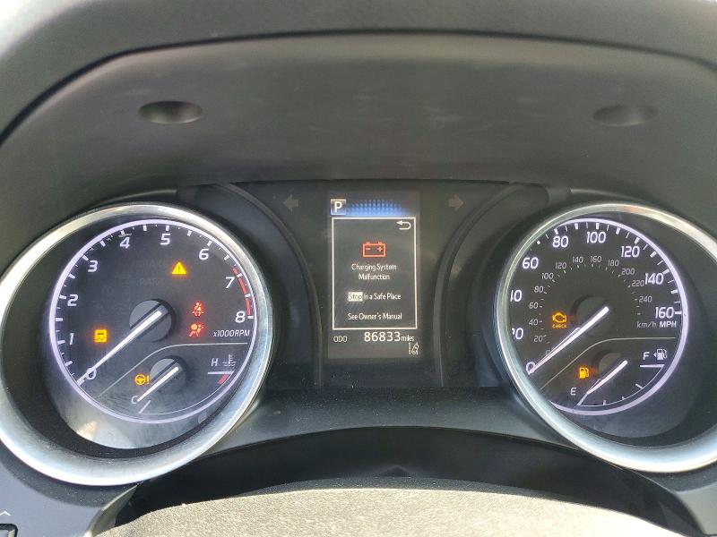 Auction sale of the 2018 Toyota Camry, vin: 4T1B11HK9JU154181, lot number: 61899556