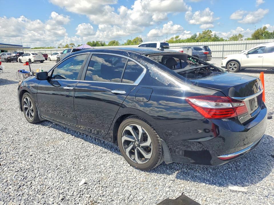 Продаж на аукціоні авто 2017 Honda Accord, vin: 1HGCR2F95HA025469, номер лоту: 64496236