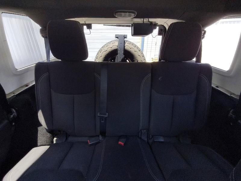 Продаж на аукціоні авто 2015 Jeep Wrangler Unlimited, vin: 1C4HJWEG3FL500508, номер лоту: 63126826