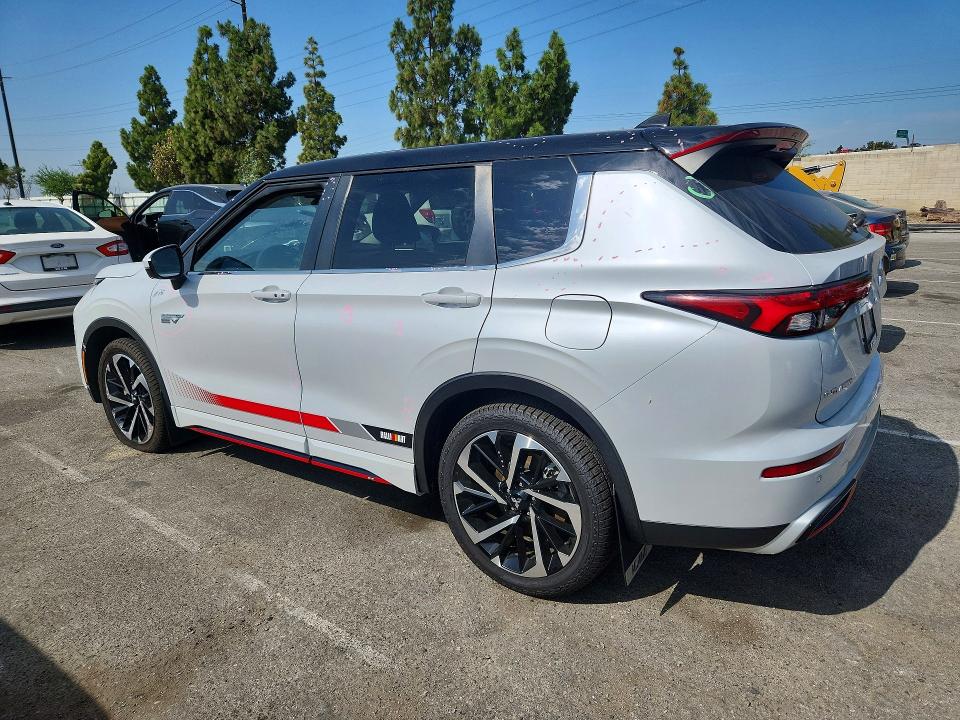 Продажа на аукционе авто 2023 Mitsubishi Outlander, vin: JA4T5UA97PZ058156, номер лота: 64561226