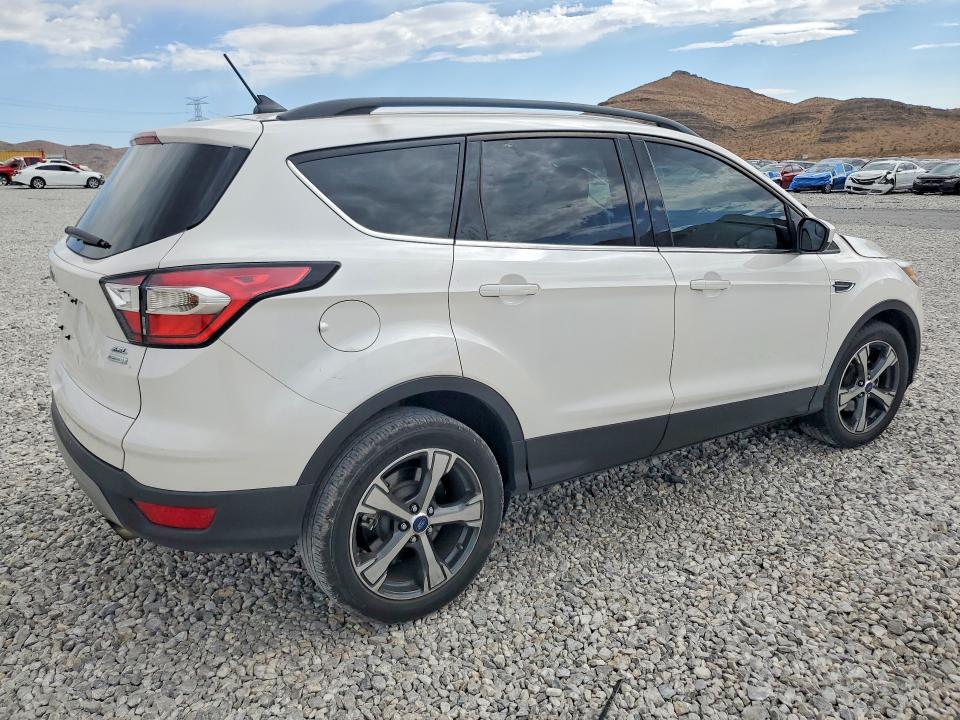 2018 Ford Escape მანქანა იყიდება აუქციონზე, vin: 1FMCU0HD3JUA10293, აუქციონის ნომერი: 66407036