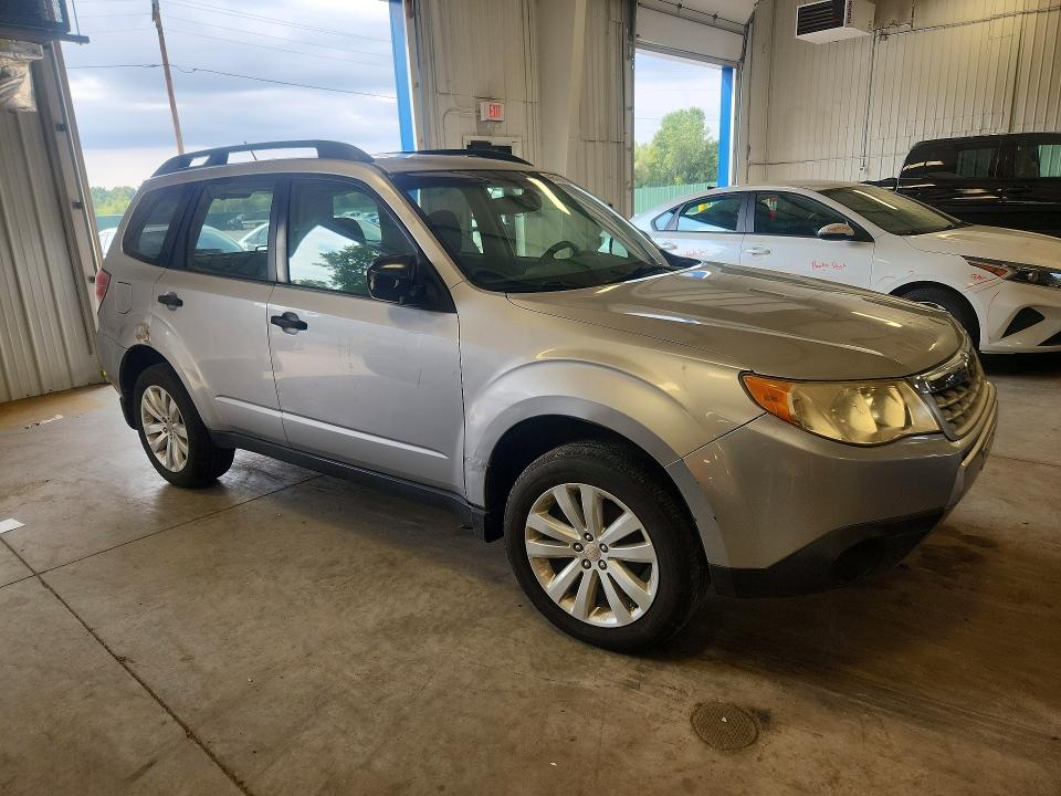 66529096 :رقم المزاد ، JF2SHBDC2CH417757 vin ، 2012 Subaru Forester مزاد بيع