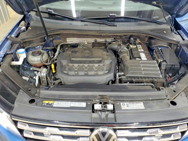 62724356 :رقم المزاد ، 3VV2B7AX8JM192663 vin ، 2018 Volkswagen Tiguan مزاد بيع