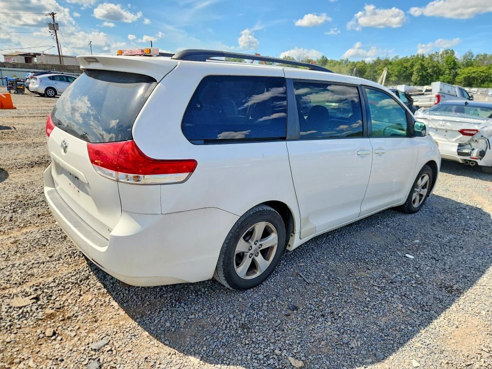 Aukcja sprzedaży 2014 Toyota Sienna, vin: 5TDKK3DC1ES474102, numer aukcji: 65959676