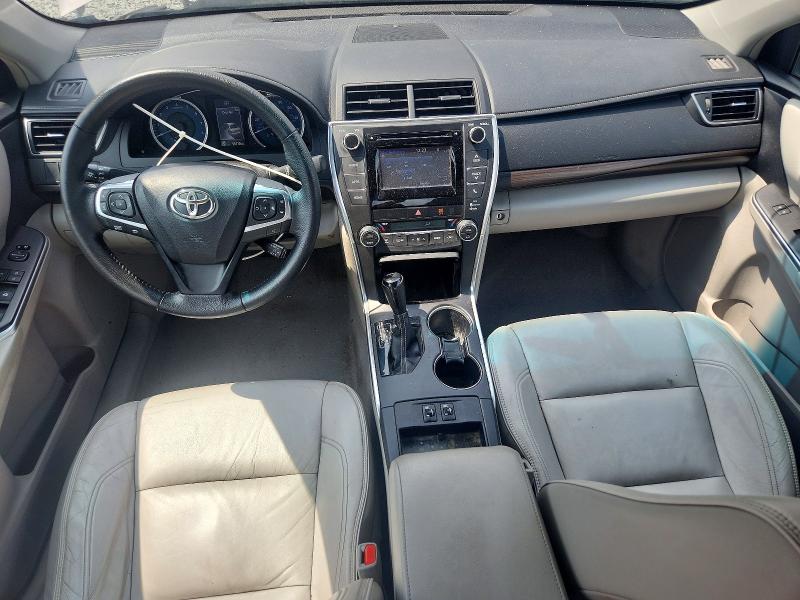 64554246 :رقم المزاد ، 4T4BF1FK4FR467155 vin ، 2015 Toyota Camry مزاد بيع