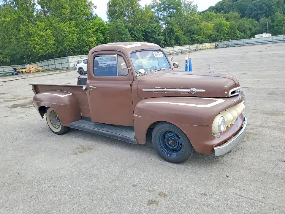 1952 Ford F-1 1/2 Ton მანქანა იყიდება აუქციონზე, vin: F10L2V21635, აუქციონის ნომერი: 66043916