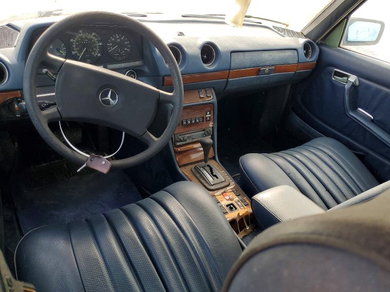 65489336 :رقم المزاد ، WDBAB33C8FA272934 vin ، 1985 Mercedes-benz 300 مزاد بيع